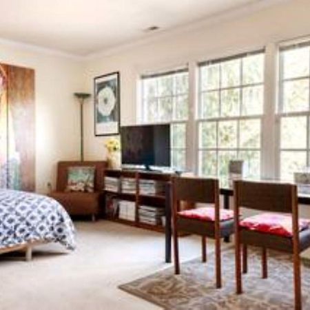 Free Parking On A Private St., Minutes To Georgetown, Medstar Hospital, Georgetown University And More Washington Esterno foto